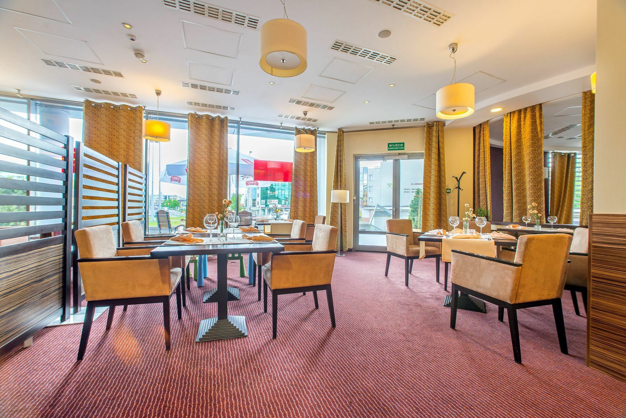 Qubus Hotel Kielce Exterior photo