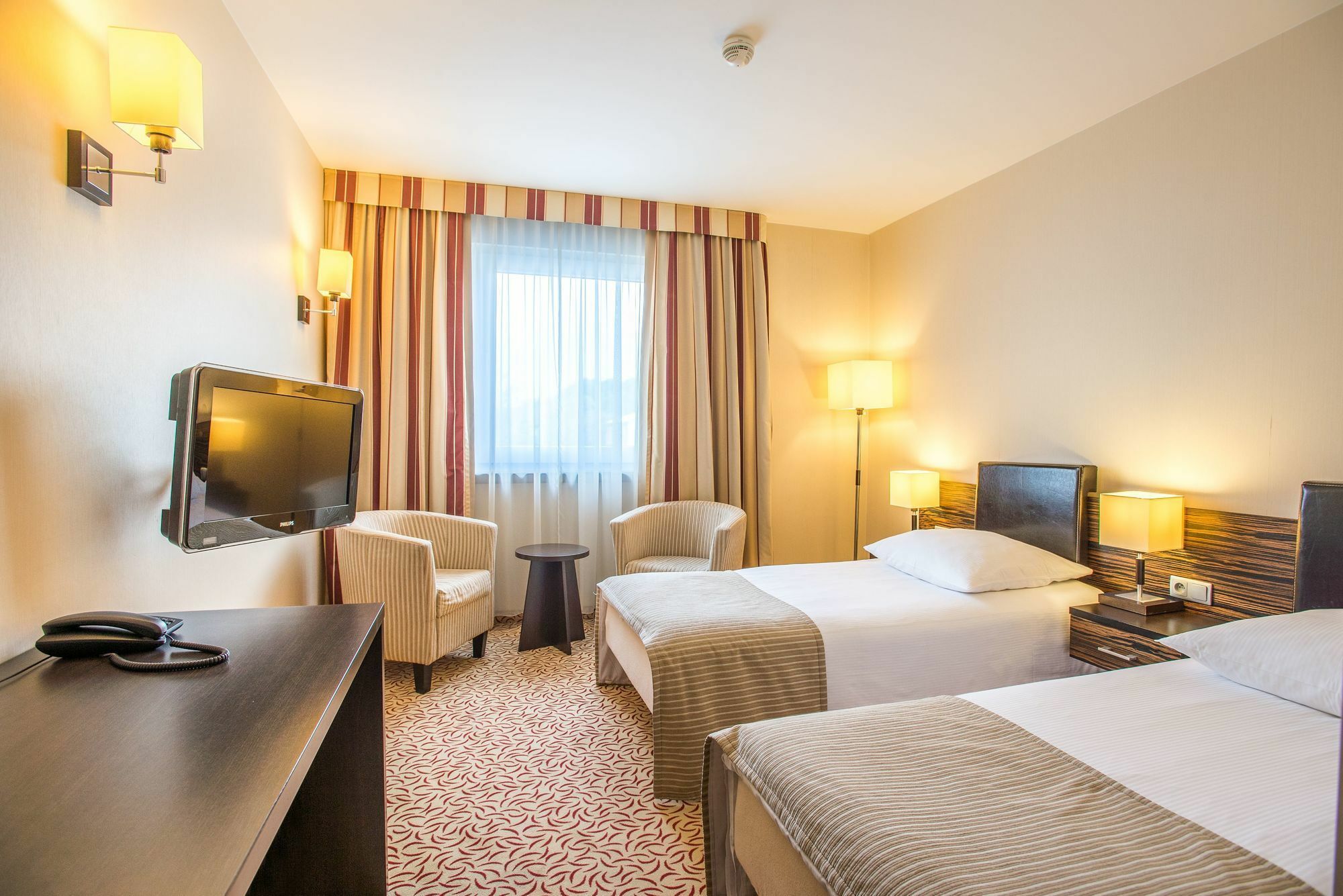 Qubus Hotel Kielce Exterior photo